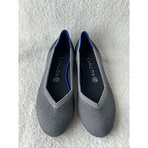 Rothys cloud gray bird’s eye round flat Navy print size 8.5
